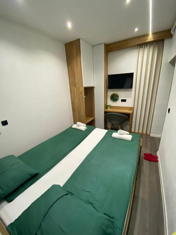 Deluxe Apartment Tuzla Exterior photo